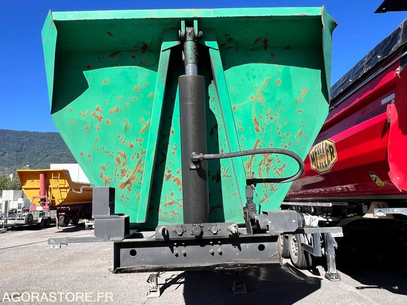 Semi remorque benne 2 essieux Metaco - Année 2001 - Semi-remorque benne: photos 3 Semi remorque benne 2 essieux Metaco - Année 2001 - Semi-remorque benne: photos 3