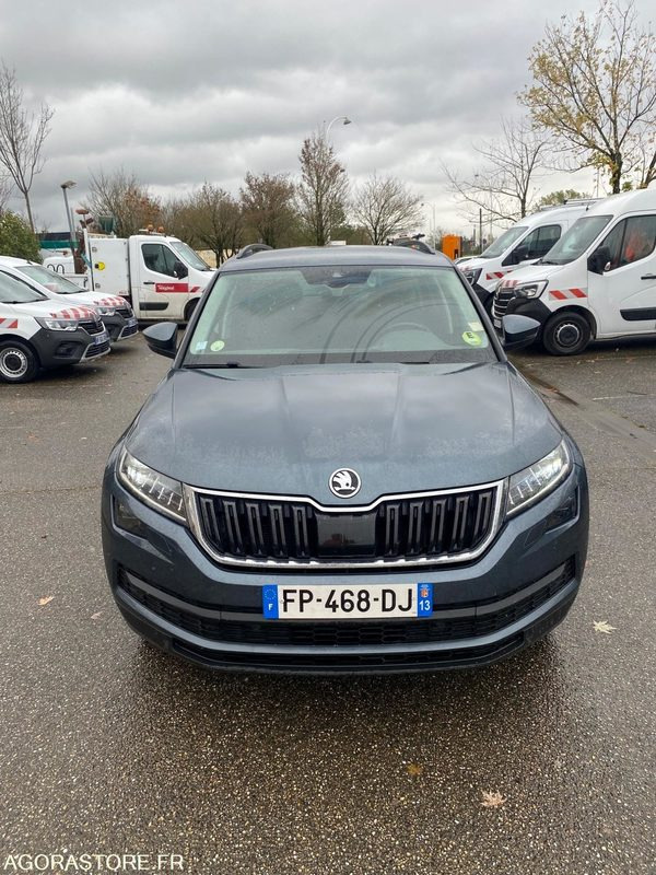 Skoda Kodiaq 2.0 TDI 16V 4x2 DSG7 150 cv Boîte auto - 2020 - 280750km - SUV: photos 3 Skoda Kodiaq 2.0 TDI 16V 4x2 DSG7 150 cv Boîte auto - 2020 - 280750km - SUV: photos 3