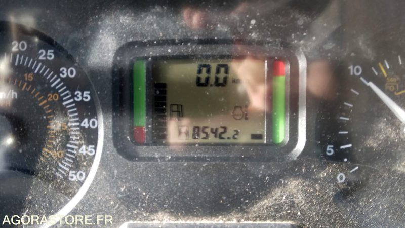 TRACTEUR JOHN DEERE 6630 BON ETAT — crédit-bail TRACTEUR JOHN DEERE 6630 BON ETAT: photos 6