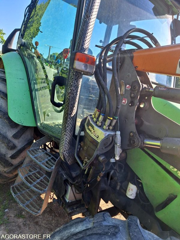 Tracteur Deutz Agrotron 80 avec chargeur MX 100 - Tracteur agricole: photos 1 Tracteur Deutz Agrotron 80 avec chargeur MX 100 - Tracteur agricole: photos 1