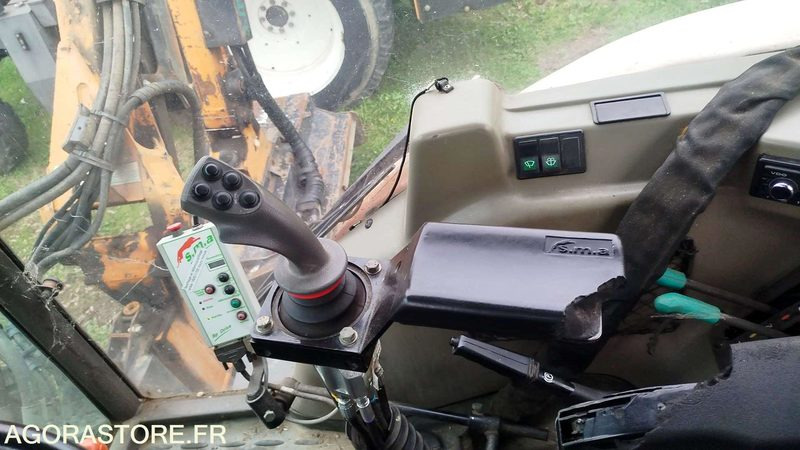 Tracteur RENAULT ERGOS 446 - 2009 - 17145h - 799CKY31 - Tracteur agricole: photos 5 Tracteur RENAULT ERGOS 446 - 2009 - 17145h - 799CKY31 - Tracteur agricole: photos 5