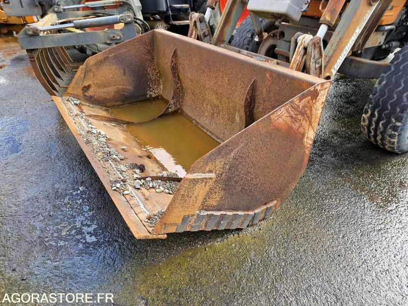 Tracteur Renault MI 850 - 1991 -13294- BS609PP - Tracteur agricole: photos 2 Tracteur Renault MI 850 - 1991 -13294- BS609PP - Tracteur agricole: photos 2