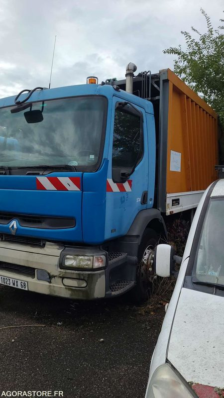 Renault 260 1999 VF622AXB0A0013375 - Tracteur routier: photos 1 Renault 260 1999 VF622AXB0A0013375 - Tracteur routier: photos 1
