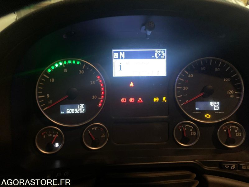 TGX 18.480 4X2 BLS HYDRAULIQUE - 2013 - 608000 Kms - Tracteur routier: photos 5 TGX 18.480 4X2 BLS HYDRAULIQUE - 2013 - 608000 Kms - Tracteur routier: photos 5