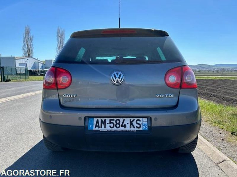 VOLKSWAGEN GOLF - 2008 / 211200 KM - Voiture: photos 3 VOLKSWAGEN GOLF - 2008 / 211200 KM - Voiture: photos 3