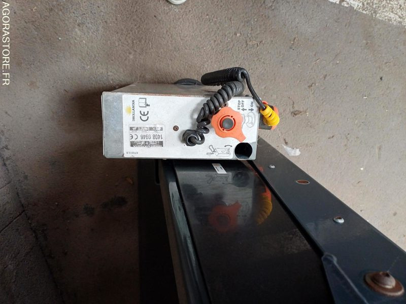 Hayon - Outil/ Équipement: photos 4 Hayon - Outil/ Équipement: photos 4