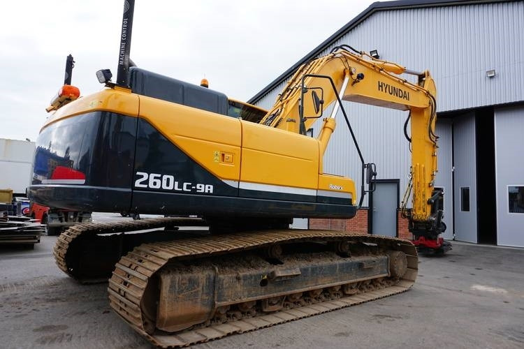 Hyundai R260LC-9A - Pelle sur chenille: photos 5 Hyundai R260LC-9A - Pelle sur chenille: photos 5