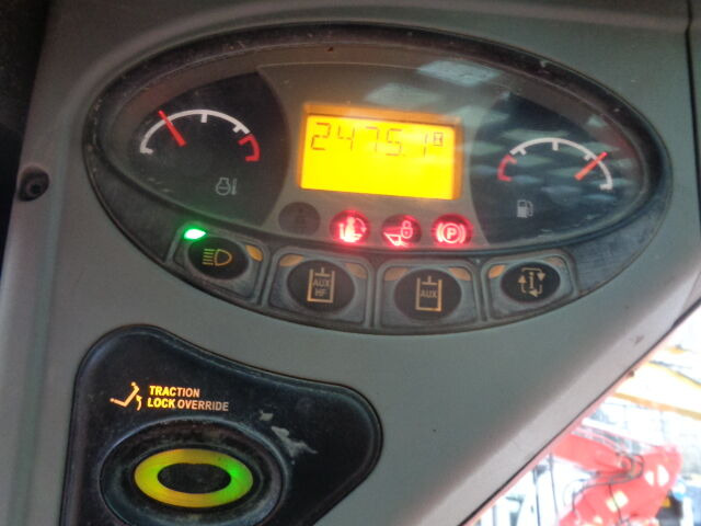 Bobcat S130 - Mini chargeuse: photos 2 Bobcat S130 - Mini chargeuse: photos 2