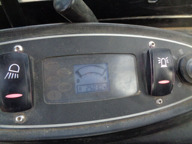 Mini pelle JCB 8018: photos 21