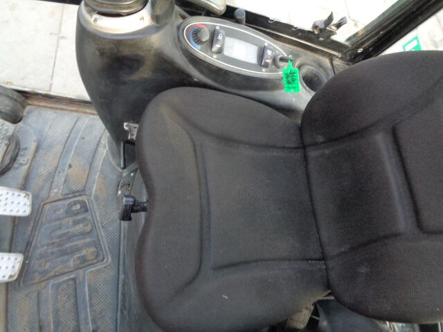 Mini pelle JCB 8018: photos 24