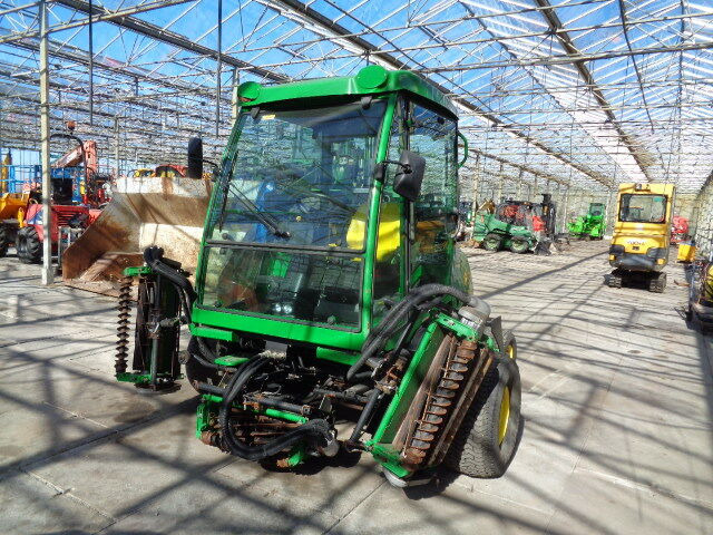 John Deere 3235C - Motofaucheuse: photos 2 John Deere 3235C - Motofaucheuse: photos 2