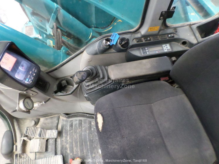 Kobelco Kobelco NH E 235 BSR-2 - Pelle sur chenille: photos 4 Kobelco Kobelco NH E 235 BSR-2 - Pelle sur chenille: photos 4