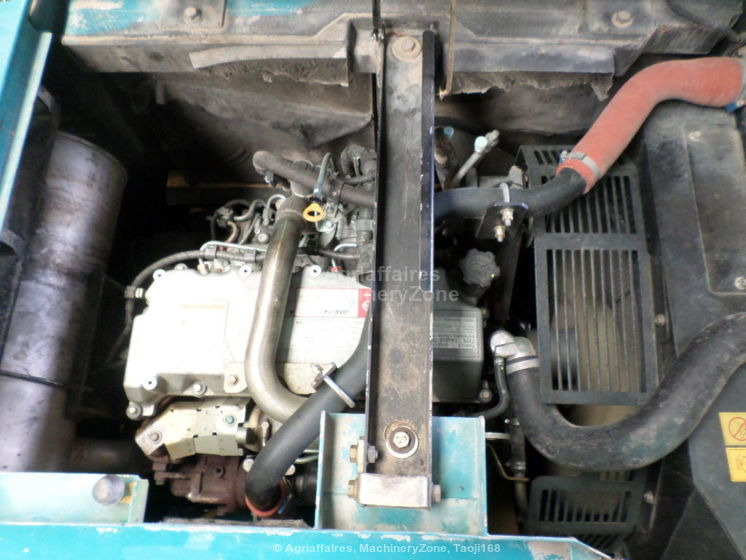 Kobelco Kobelco NH E 235 BSR-2 - Pelle sur chenille: photos 5 Kobelco Kobelco NH E 235 BSR-2 - Pelle sur chenille: photos 5