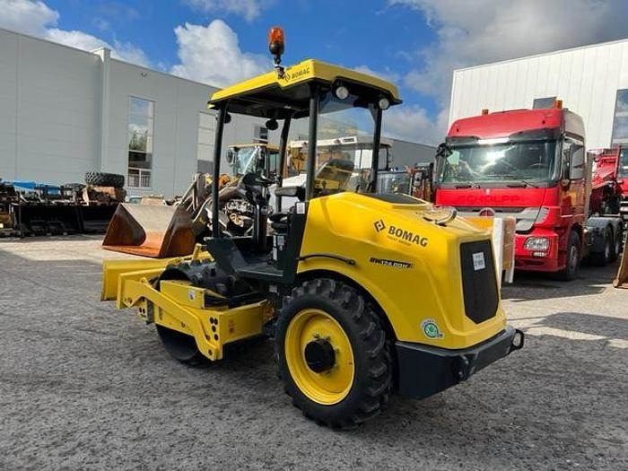 Bomag BW 124 PDH-5 - Outils du sol: photos 4 Bomag BW 124 PDH-5 - Outils du sol: photos 4