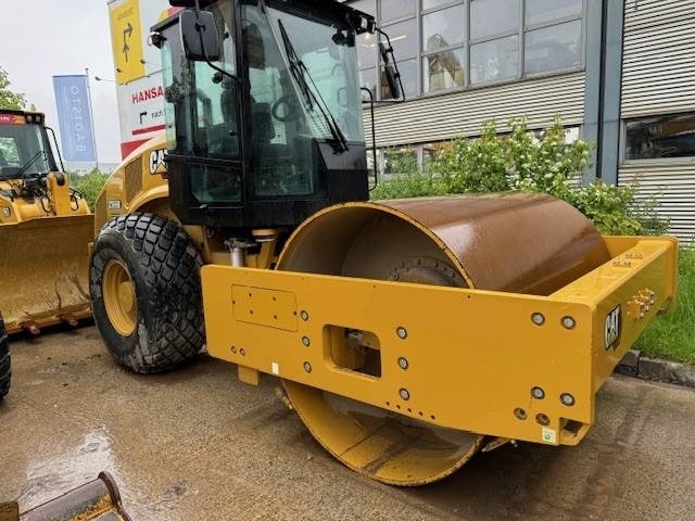 CAT CS 66B - Compacteur à pieds de mouton/ Monocylindre: photos 1 CAT CS 66B - Compacteur à pieds de mouton/ Monocylindre: photos 1