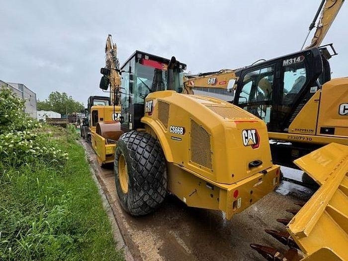 CAT CS 66B - Compacteur à pieds de mouton/ Monocylindre: photos 3 CAT CS 66B - Compacteur à pieds de mouton/ Monocylindre: photos 3