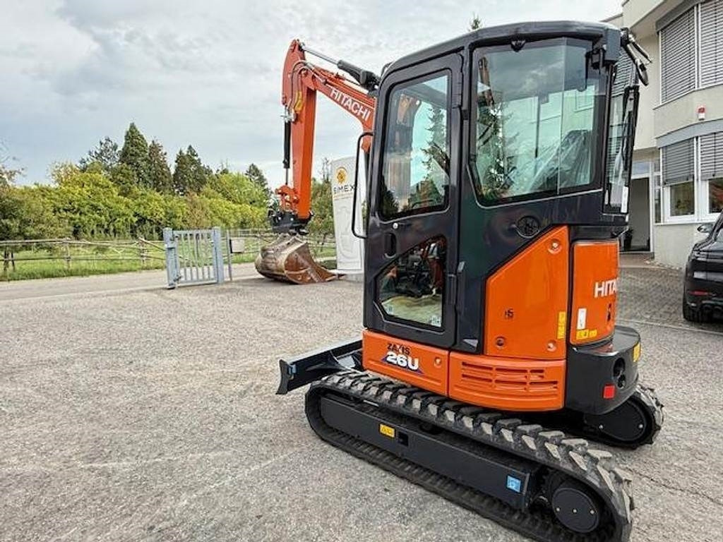Hitachi ZX26 U-6  - Mini pelle: photos 2 Hitachi ZX26 U-6  - Mini pelle: photos 2
