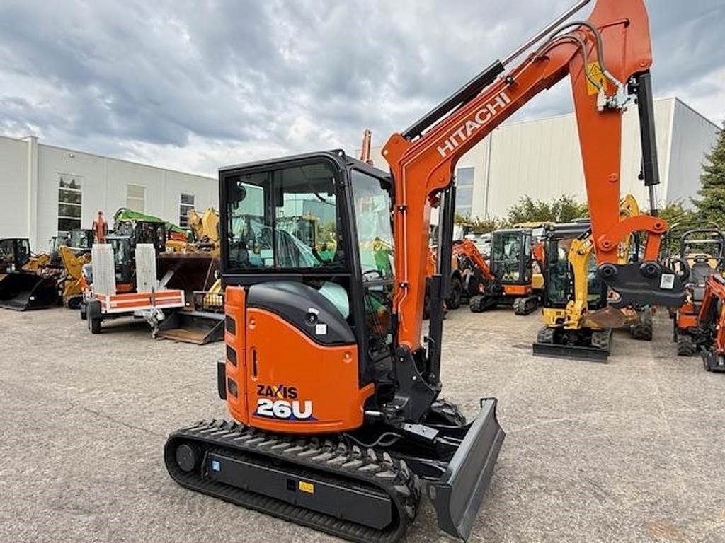 Hitachi ZX26 U-6  - Mini pelle: photos 3 Hitachi ZX26 U-6  - Mini pelle: photos 3