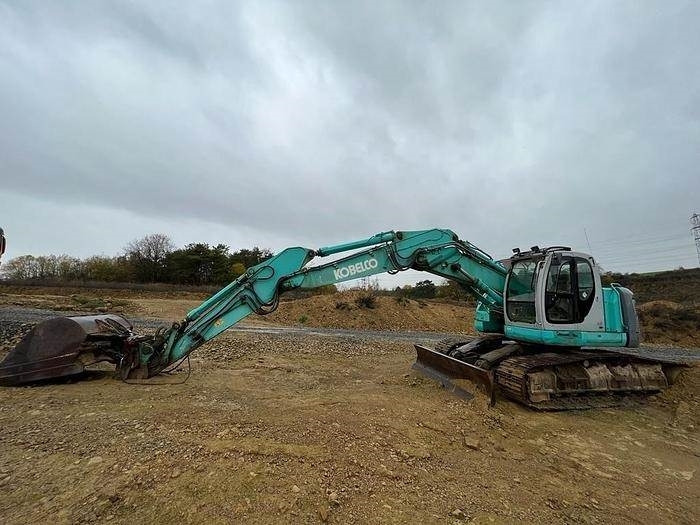 Kobelco SK235 SR - Pelle sur chenille: photos 1 Kobelco SK235 SR - Pelle sur chenille: photos 1