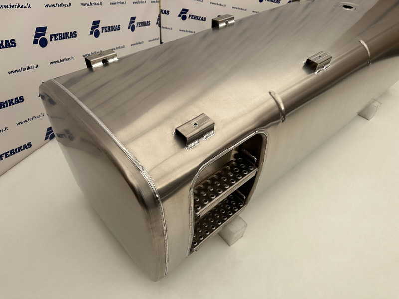 DAF New aluminum fuel tank 845L - Réservoir de carburant pour Camion: photos 3 DAF New aluminum fuel tank 845L - Réservoir de carburant pour Camion: photos 3