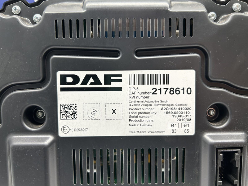DAF instrument cluster UK version - Panel de instrumentos pour Camion: photos 4 DAF instrument cluster UK version - Panel de instrumentos pour Camion: photos 4