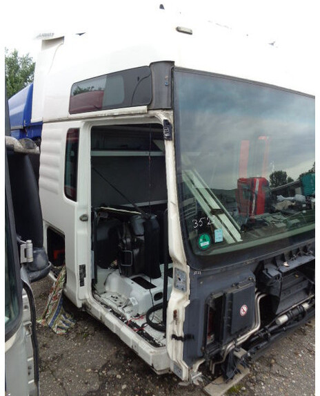 MAN TGA, TGX cabins for sale, BIG stock, few colors - Cabine et intérieur pour Camion: photos 4 MAN TGA, TGX cabins for sale, BIG stock, few colors - Cabine et intérieur pour Camion: photos 4