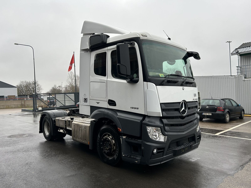 Mercedes-Benz 2018 Mercedes Benz Actros MP4 EURO 6 breaking for parts - Cabine et intérieur pour Camion: photos 1 Mercedes-Benz 2018 Mercedes Benz Actros MP4 EURO 6 breaking for parts - Cabine et intérieur pour Camion: photos 1
