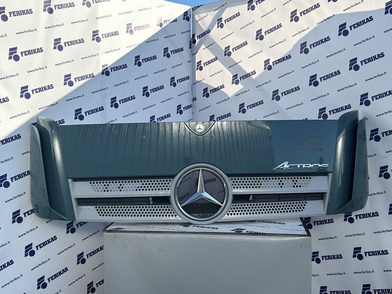 Mercedes-Benz Actros MP4 - Capot pour Camion: photos 1 Mercedes-Benz Actros MP4 - Capot pour Camion: photos 1
