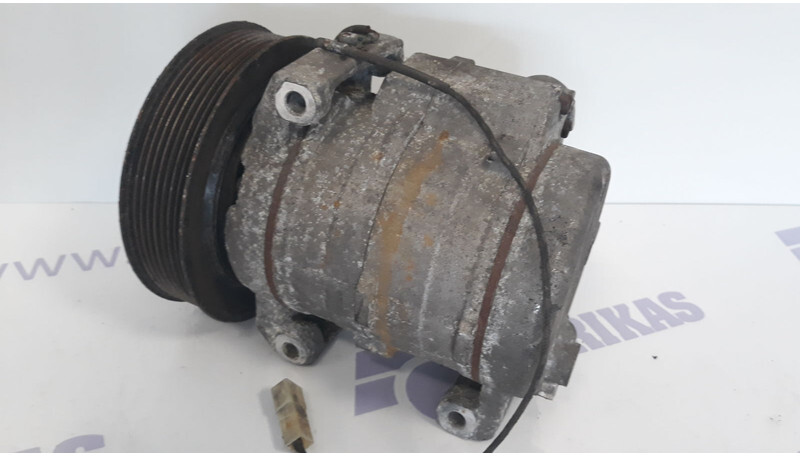 Mercedes-Benz Actros MP4 - Compresseur de climatisation pour Camion: photos 5 Mercedes-Benz Actros MP4 - Compresseur de climatisation pour Camion: photos 5