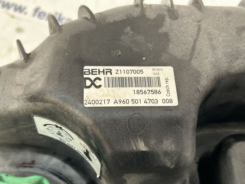 Mercedes-Benz Antos - Vase d'expansion pour Camion: photos 5 Mercedes-Benz Antos - Vase d'expansion pour Camion: photos 5