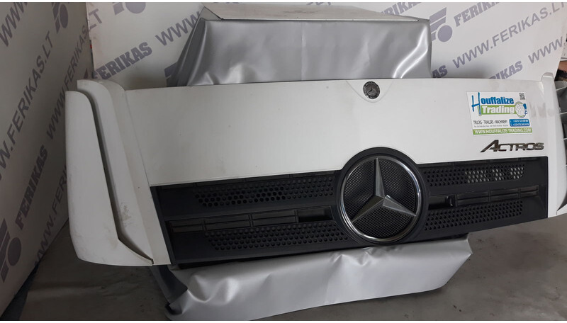 Mercedes-Benz MP4 complete front engine cover hood - Capot pour Camion: photos 1 Mercedes-Benz MP4 complete front engine cover hood - Capot pour Camion: photos 1