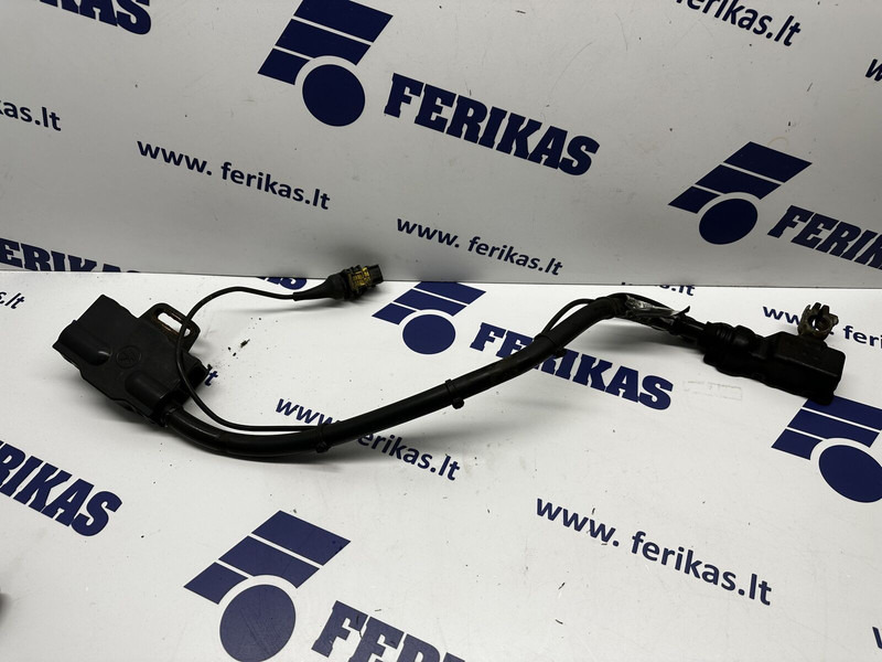Mercedes-Benz battery sensor, klema - Capteur pour Camion: photos 1 Mercedes-Benz battery sensor, klema - Capteur pour Camion: photos 1