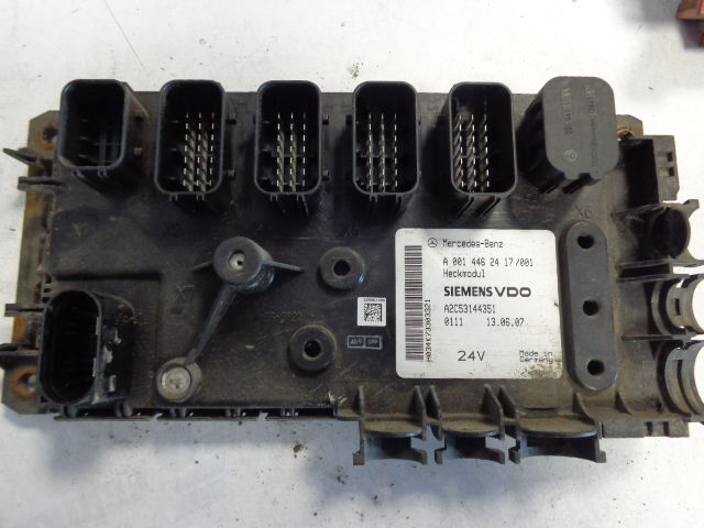 Mercedes-Benz heckmodul control unit A ( WORLDWIDE DELIVERY - Bloc de gestion pour Camion: photos 1 Mercedes-Benz heckmodul control unit A ( WORLDWIDE DELIVERY - Bloc de gestion pour Camion: photos 1