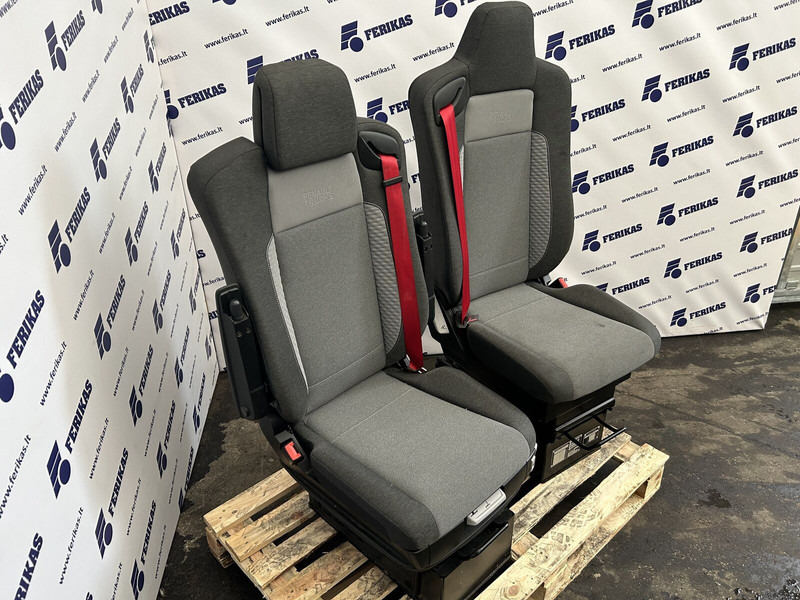 Renault seats - Siège pour Camion: photos 2 Renault seats - Siège pour Camion: photos 2
