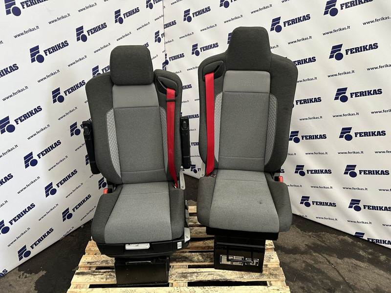 Renault seats - Siège pour Camion: photos 1 Renault seats - Siège pour Camion: photos 1
