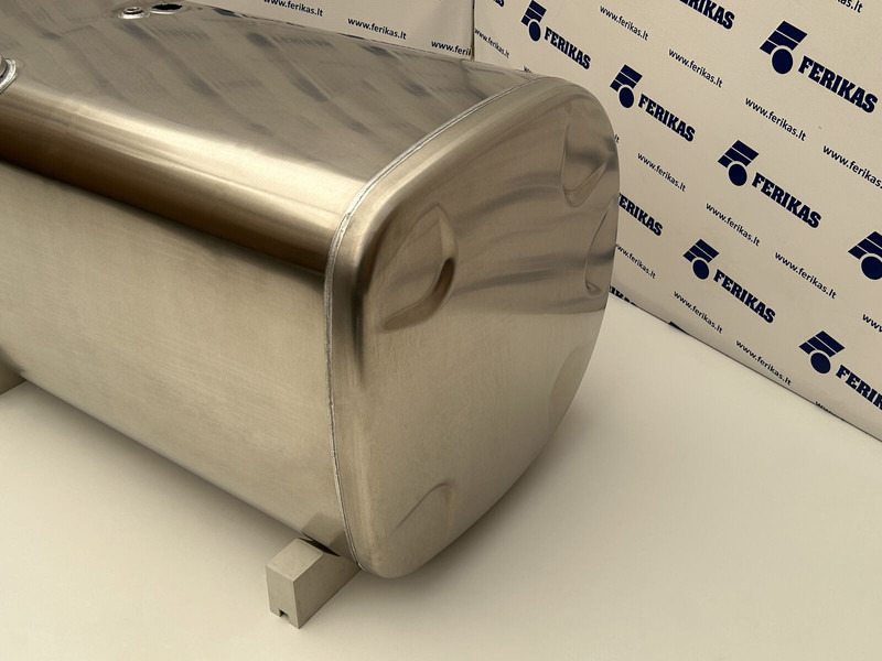 Scania New aluminum fuel tank 570L - Réservoir de carburant pour Camion: photos 3 Scania New aluminum fuel tank 570L - Réservoir de carburant pour Camion: photos 3