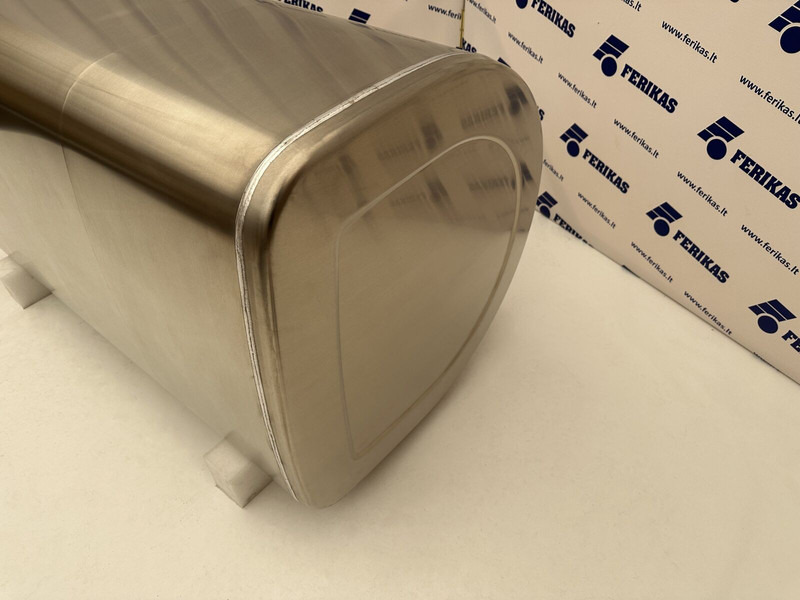 Volvo New aluminum fuel 530L - Réservoir de carburant pour Camion: photos 2 Volvo New aluminum fuel 530L - Réservoir de carburant pour Camion: photos 2