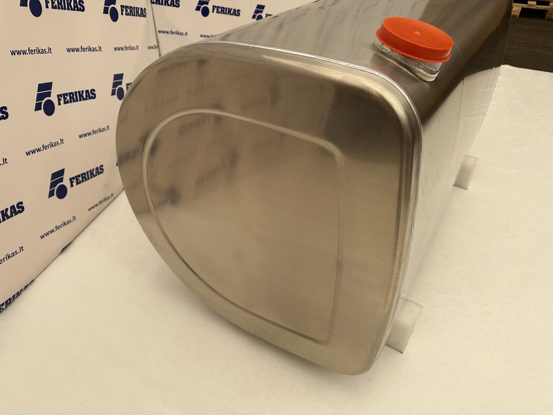 Volvo New aluminum fuel 530L - Réservoir de carburant pour Camion: photos 3 Volvo New aluminum fuel 530L - Réservoir de carburant pour Camion: photos 3