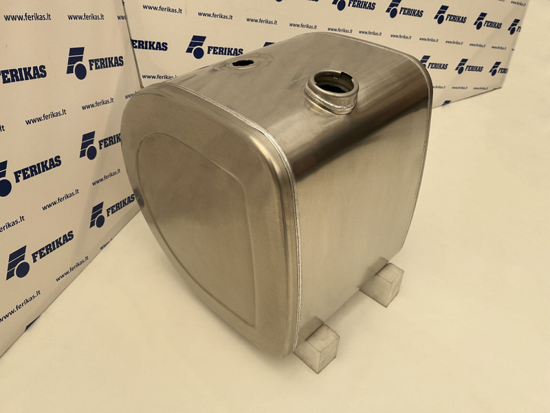 Volvo New aluminum fuel tank 240L - Réservoir de carburant pour Camion: photos 2 Volvo New aluminum fuel tank 240L - Réservoir de carburant pour Camion: photos 2