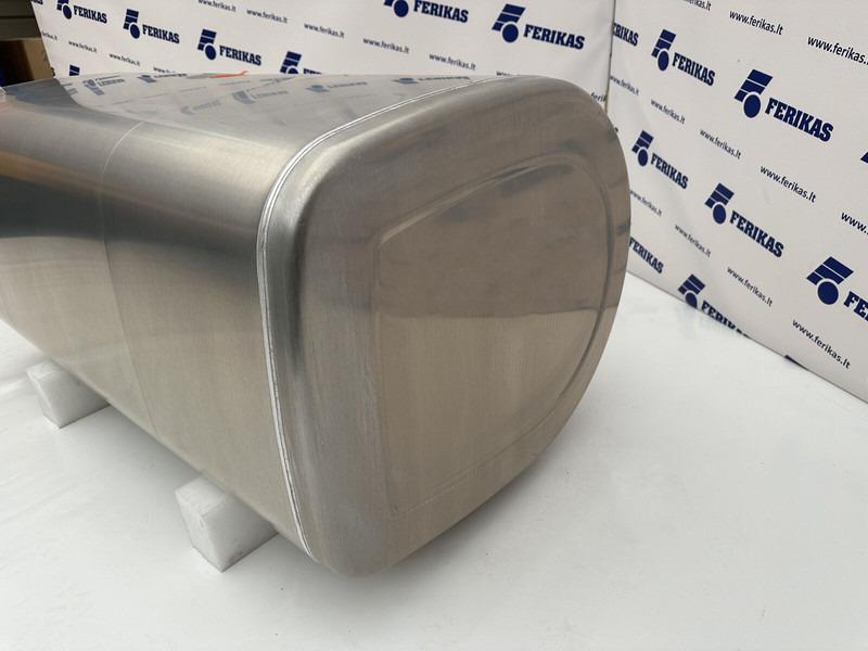 Volvo New aluminum fuel tank 375L - Réservoir de carburant pour Camion: photos 2 Volvo New aluminum fuel tank 375L - Réservoir de carburant pour Camion: photos 2