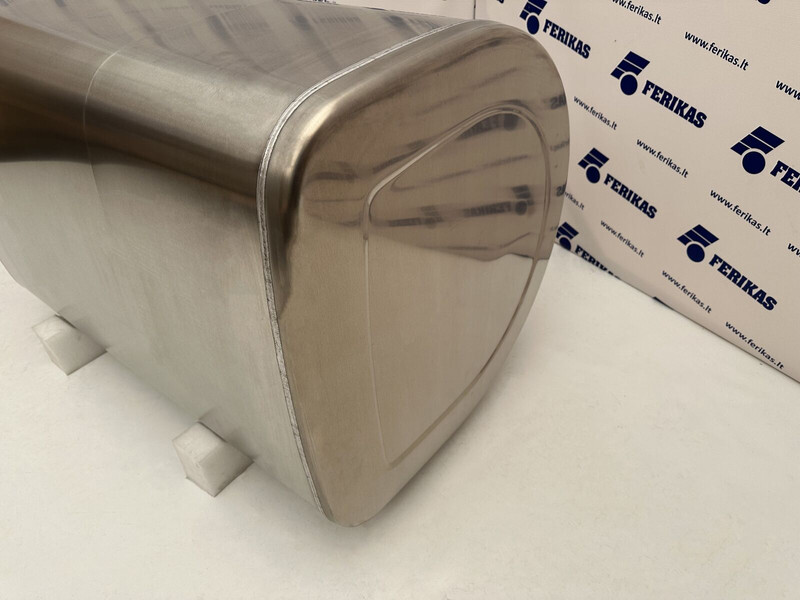 Volvo New aluminum fuel tank 450L - Réservoir de carburant pour Camion: photos 3 Volvo New aluminum fuel tank 450L - Réservoir de carburant pour Camion: photos 3
