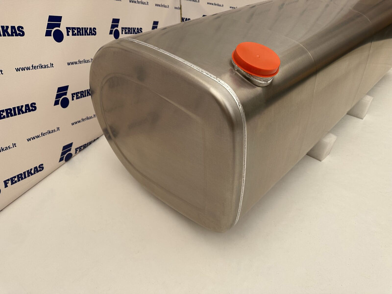 Volvo New aluminum fuel tank 625L - Réservoir de carburant pour Camion: photos 3 Volvo New aluminum fuel tank 625L - Réservoir de carburant pour Camion: photos 3