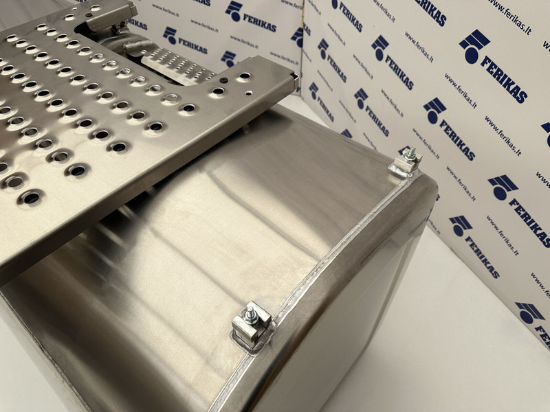 Réservoir de carburant pour Camion neuf Volvo New aluminum fuel tank 870L: photos 8