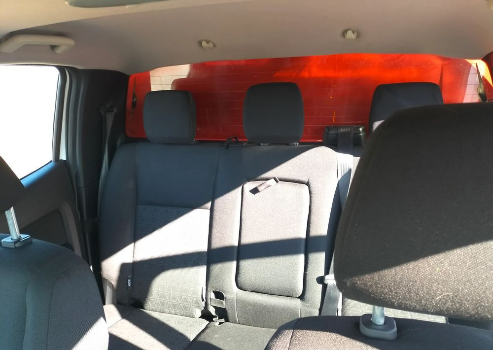 Pick-up Ford Ranger 4x4 2.0 TDCI Straż strażacki pożarniczy ratowniczy pickup (Amarok, Navara, L200, Hilux): photos 14 Pick-up Ford Ranger 4x4 2.0 TDCI Straż strażacki pożarniczy ratowniczy pickup (Amarok, Navara, L200, Hilux): photos 14