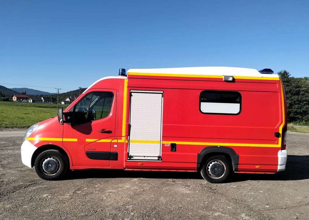 Renault Master III 2.3 ambulans karetka kontener straż pogotowie - Ambulance: photos 2 Renault Master III 2.3 ambulans karetka kontener straż pogotowie - Ambulance: photos 2