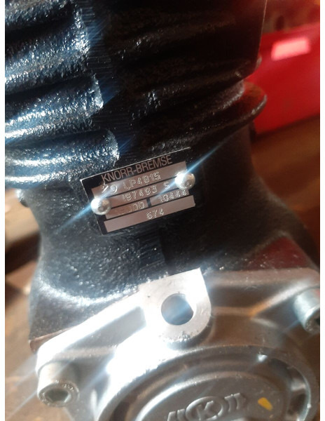 KNORR-BREMSE LP 4815 - Moteur et pièces: photos 5 KNORR-BREMSE LP 4815 - Moteur et pièces: photos 5
