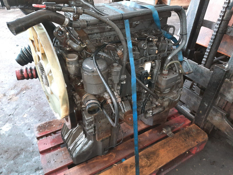 Mercedes-Benz OM 904 LA900/912 - Moteur: photos 2 Mercedes-Benz OM 904 LA900/912 - Moteur: photos 2