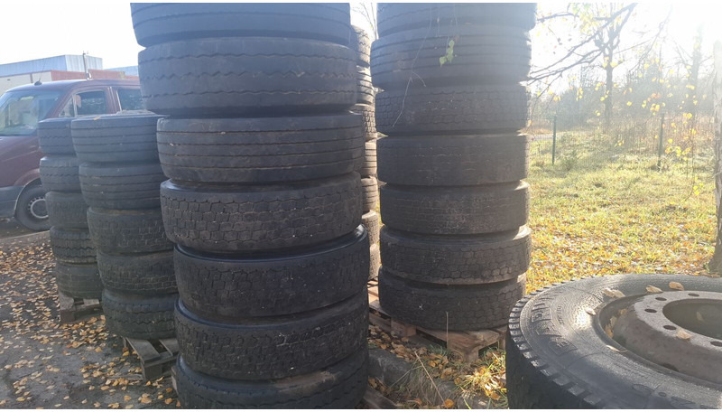 Michelin 295*80R22.5 255*70 \ 275*70* 265\70R19.5 - Pneu pour Camion: photos 2 Michelin 295*80R22.5 255*70 \ 275*70* 265\70R19.5 - Pneu pour Camion: photos 2