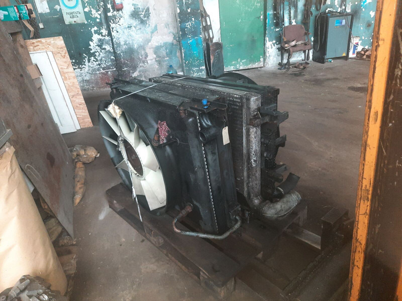 Scania Volvo - Radiateur: photos 2 Scania Volvo - Radiateur: photos 2