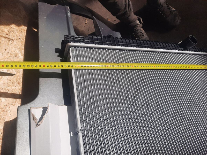 Scania man - Radiateur: photos 2 Scania man - Radiateur: photos 2